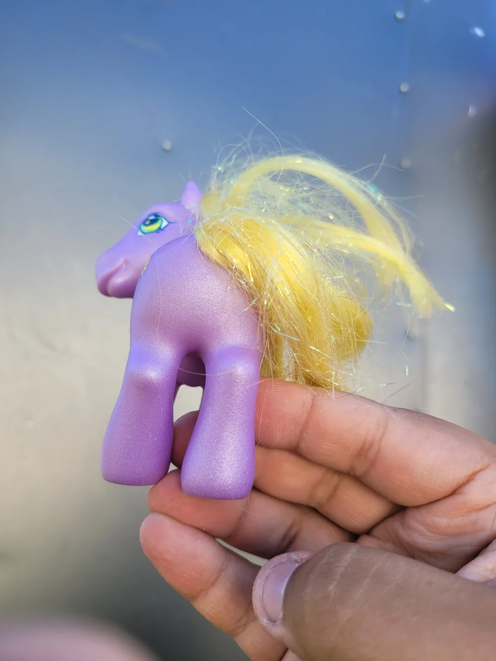 MLP My Little Pony G3 Daisy Jo With Necklace Charm Hasbro